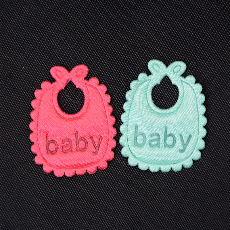 Dolls House Miniature Baby Bottles Shampoo Bibs Set Nursery Accessory Gift